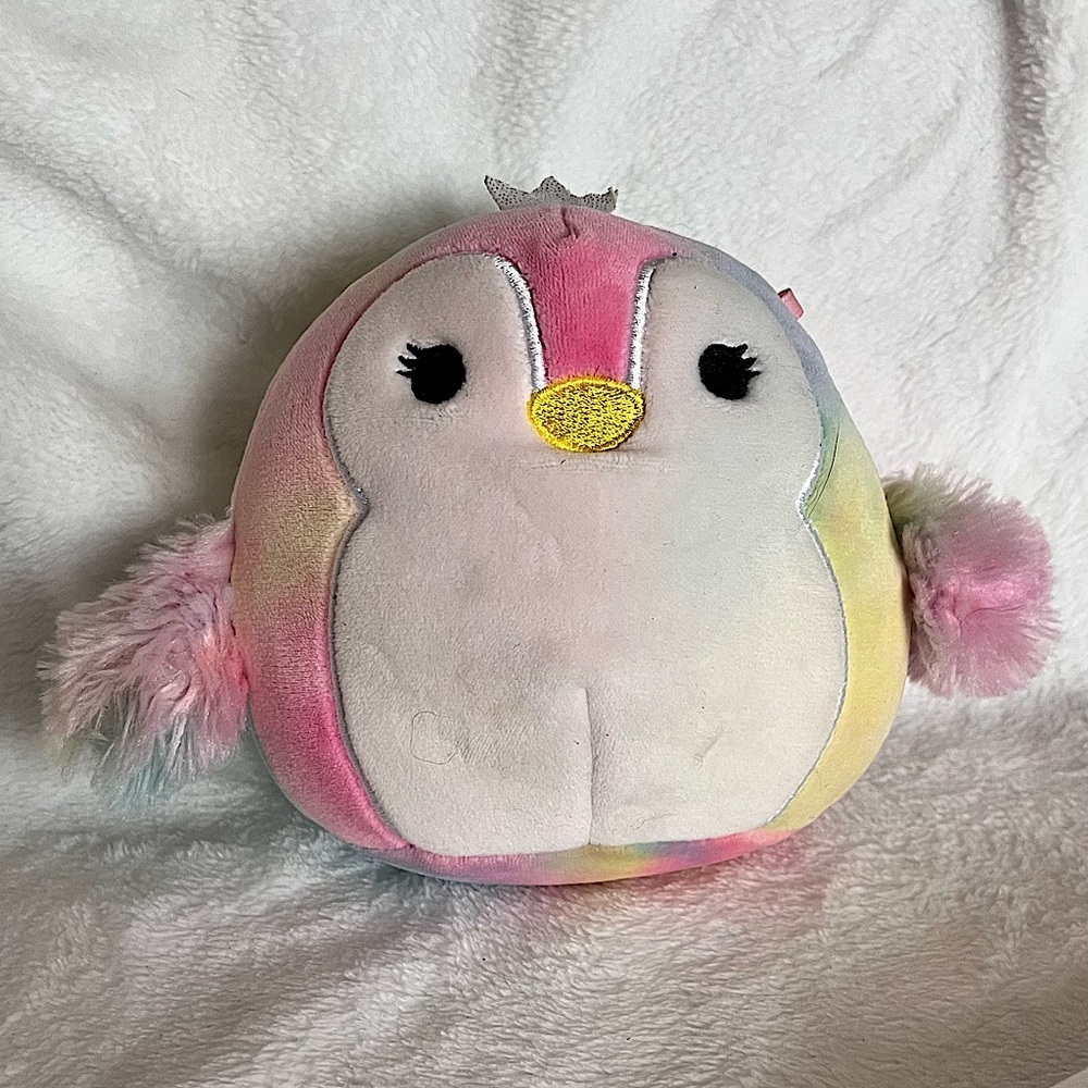 Squishmallow 5" Louisa Rainbow Penguin Kellytoy​